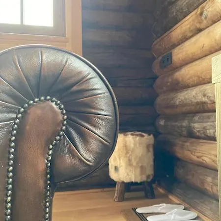 Chalet Amoureux Heure